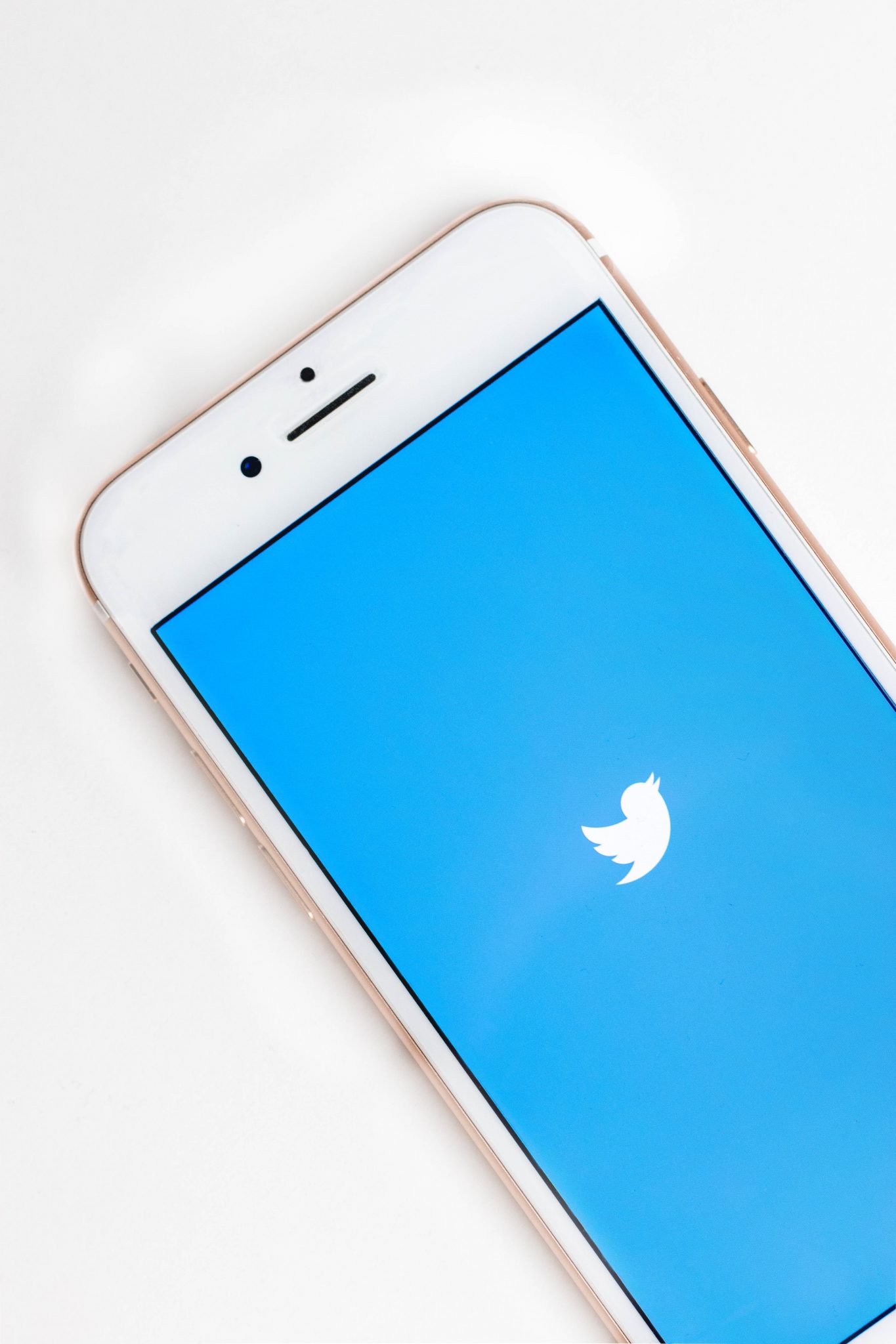 كيفية تغيير كلمة مرور تويتر الخاصة بك والحفاظ على الحساب آمن