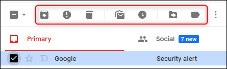 رموز الإجراءات الافتراضية في Gmail.