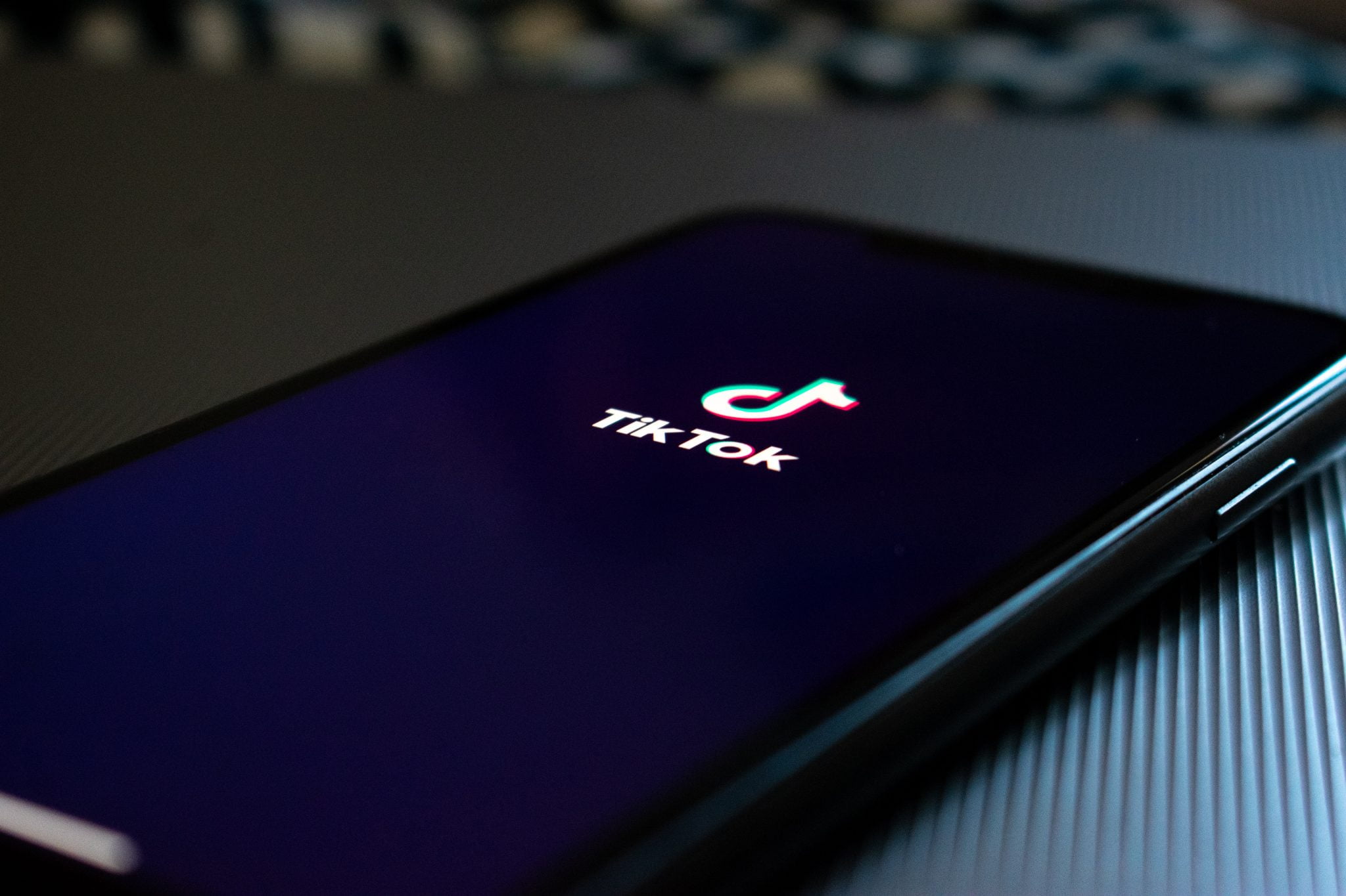 TikTok كيفية حظر أو إلغاء حظر شخص ما ، أو التحقق مما إذا كان شخص ما قد قام بحظرك