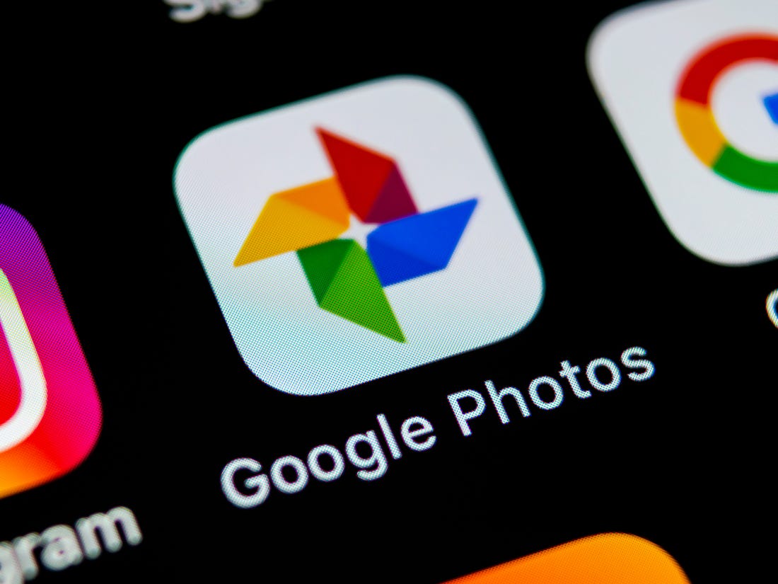 كيفية استرداد الصور المحذوفة ومقاطع الفيديو من صور Google على الهاتف المحمول والويب