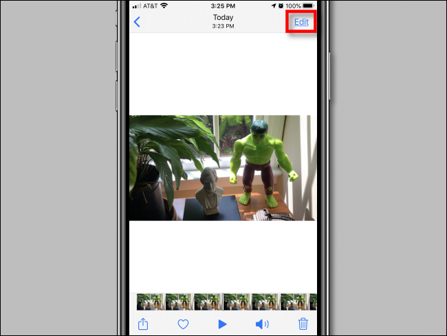 Tippen op den Edit Knäppchen an der Photos App um iPhone