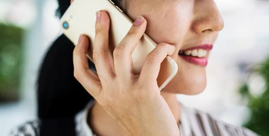 كيفية تسجيل مكالمة على هاتف iPhone أو اندرويد مجانا