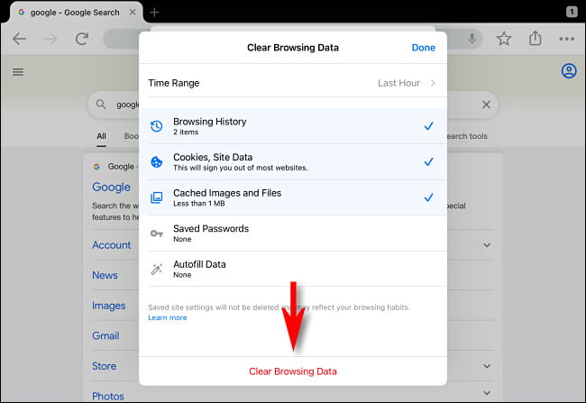 في Google Chrome على iPhone و iPad ، انقر على "محو بيانات التصفح".