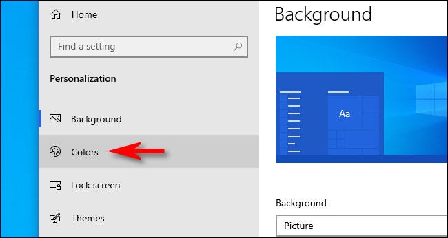 في إعدادات التخصيص ، انقر على "الألوان" في الشريط الجانبي.