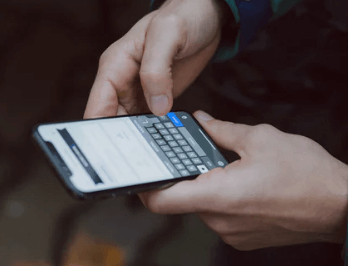 Как отключить автозамену на iPhone