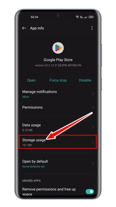 Pronađite i dodirnite Google Play Store Na stranici sa informacijama o aplikaciji dodirnite Upotreba pohrane