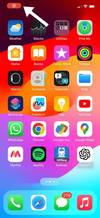 شريط الحالة الخاص بجهاز iPhone باللون الأحمر